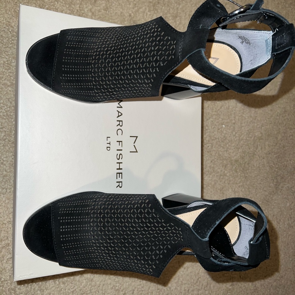 Marc Fisher LTD Vixen Pepe Toe Sandal - Picture 2 of 6
